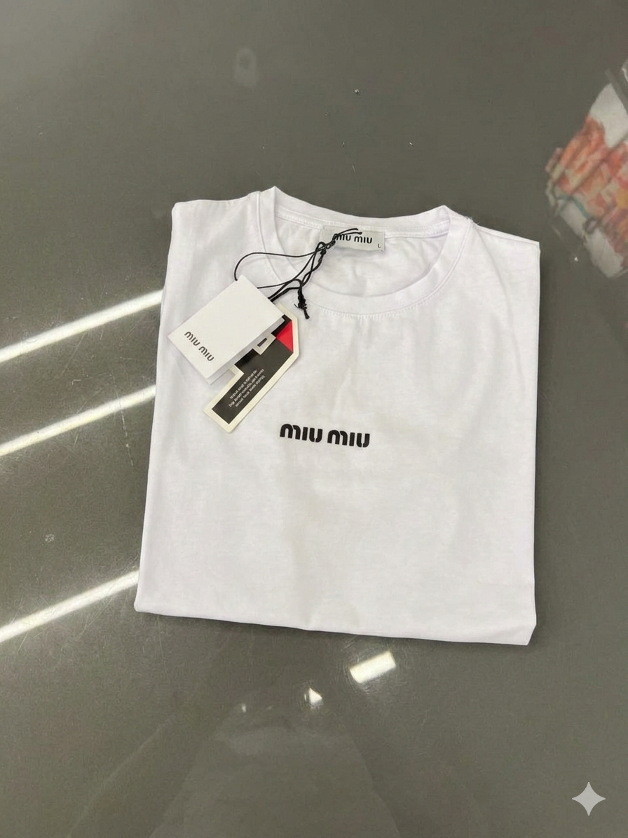 Дамска тениска MU